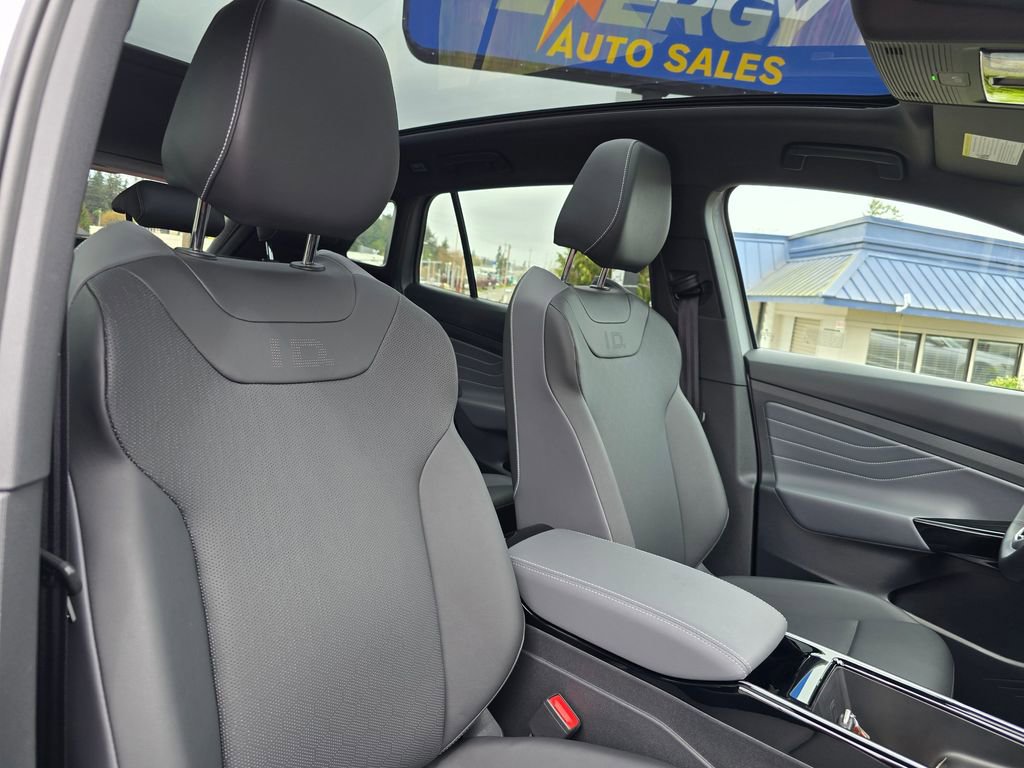 Used 2023 Volkswagen ID.4 Pro S AWD/4WD image 11