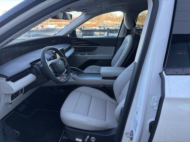 New 2026 Lincoln Nautilus Reserve image 9