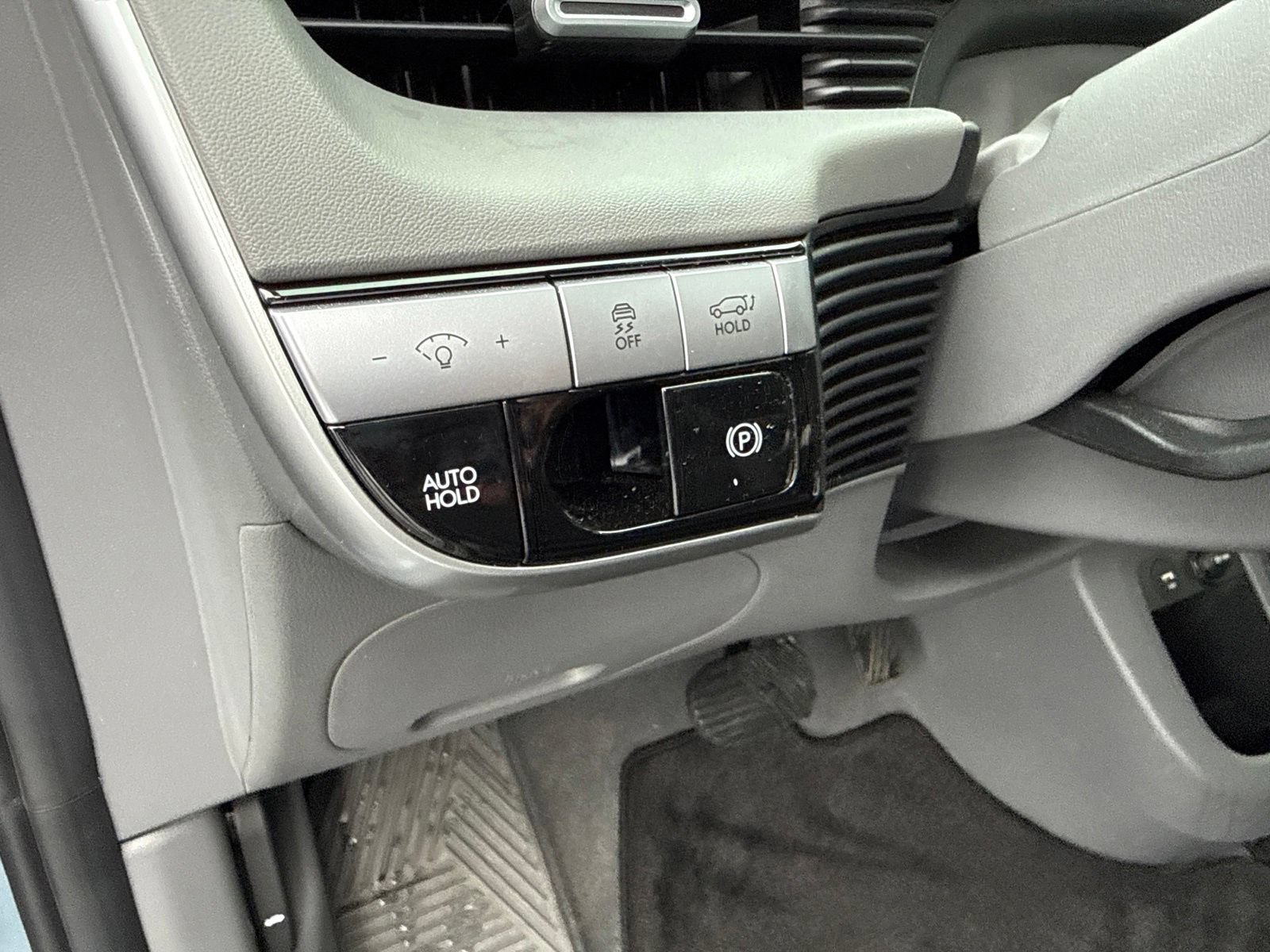 Certified 2024 Hyundai Ioniq 5 SEL RWD image 17