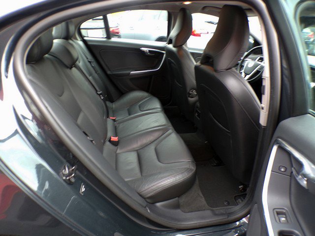 Used 2013 Volvo S60 T5 image 17