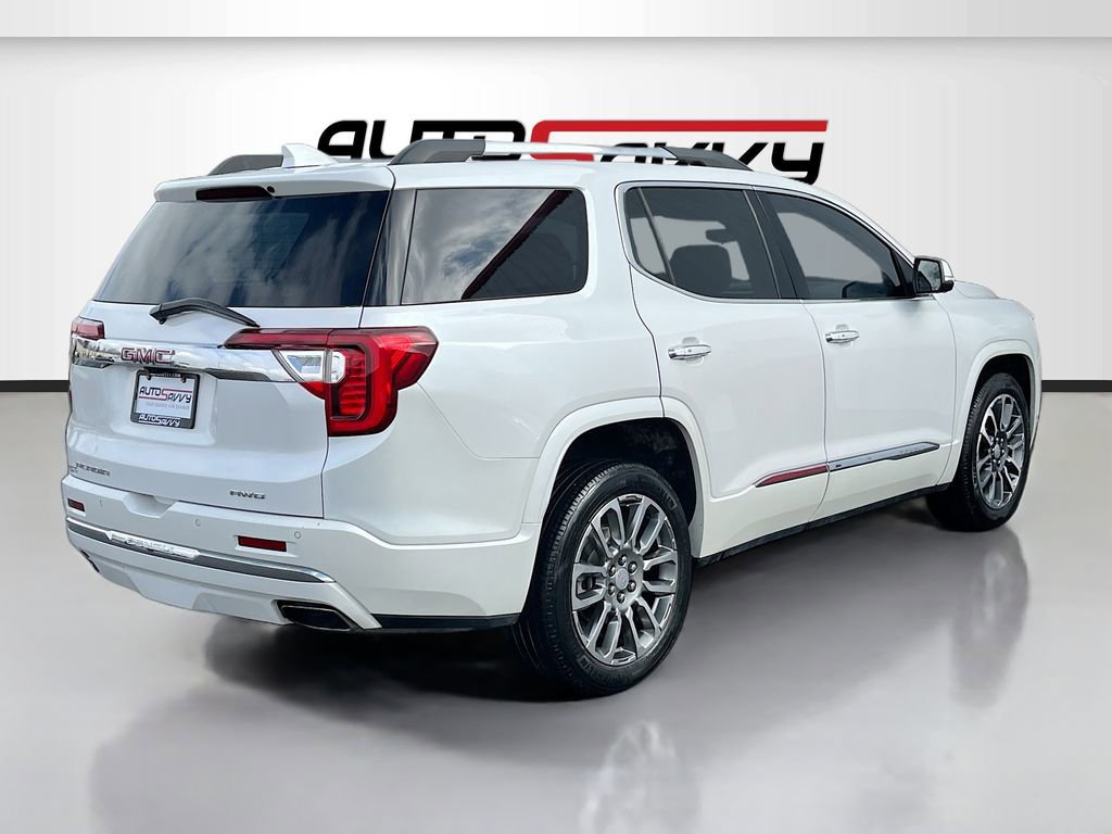 Used 2023 GMC Acadia Denali w/ Denali Ultimate Package image 7