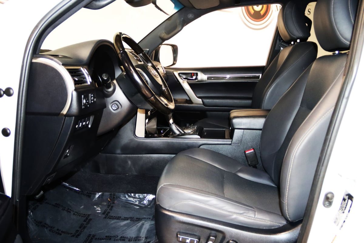 Used 2021 Lexus GX 460 Premium w/ Premium Package AWD/4WD image 37