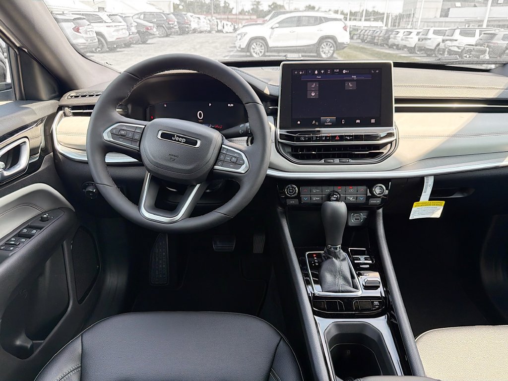 New 2026 Jeep Compass Limited AWD/4WD image 28