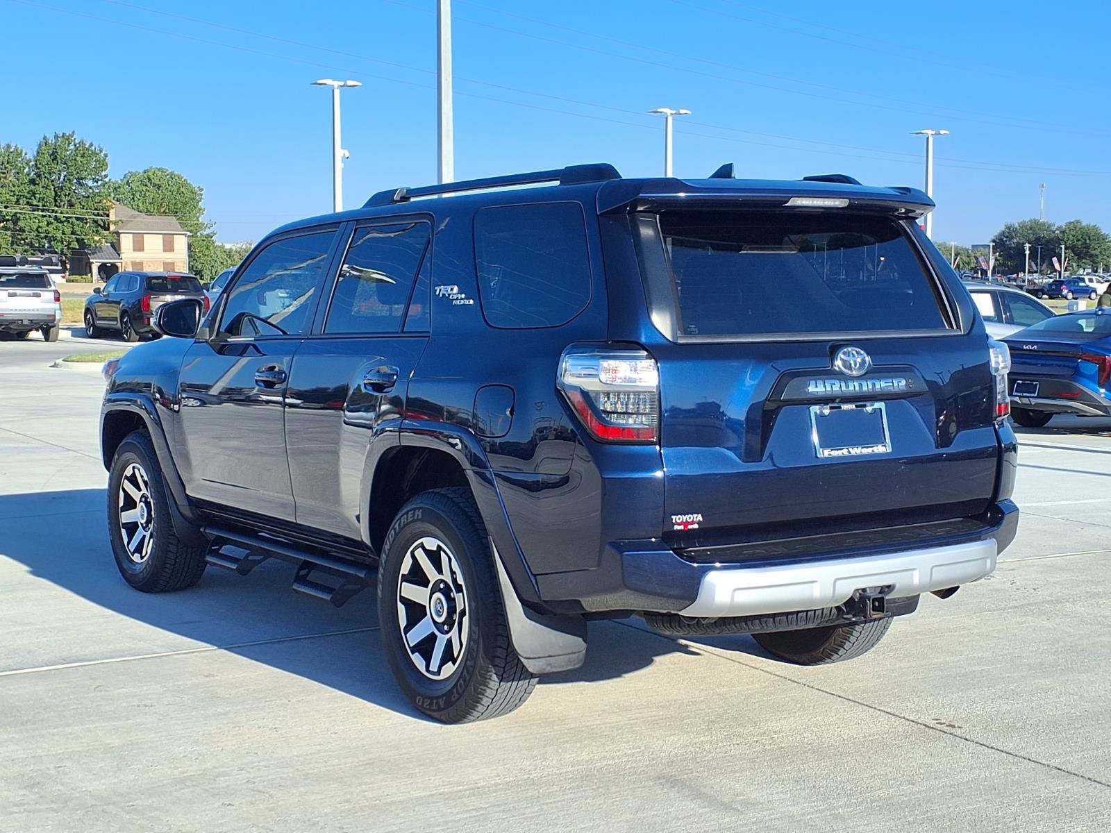 Used 2022 Toyota 4Runner TRD Off-Road Premium w/ Moonroof Package AWD/4WD image 7