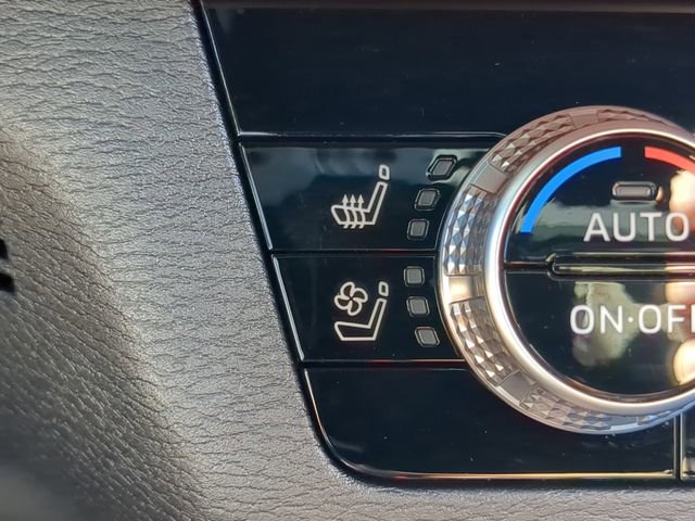 New 2025 Mitsubishi Outlander SEL image 29