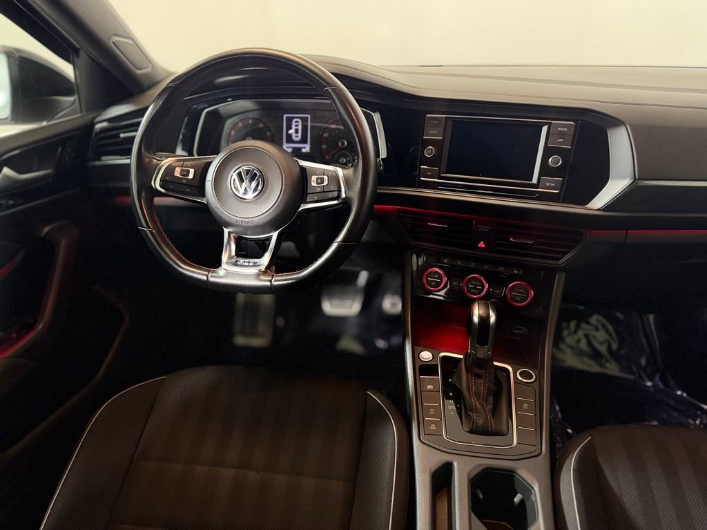 Used 2019 Volkswagen Jetta GLI image 13