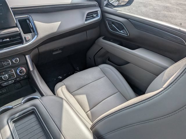 Used 2023 GMC Yukon SLT w/ SLT Premium Package RWD image 20