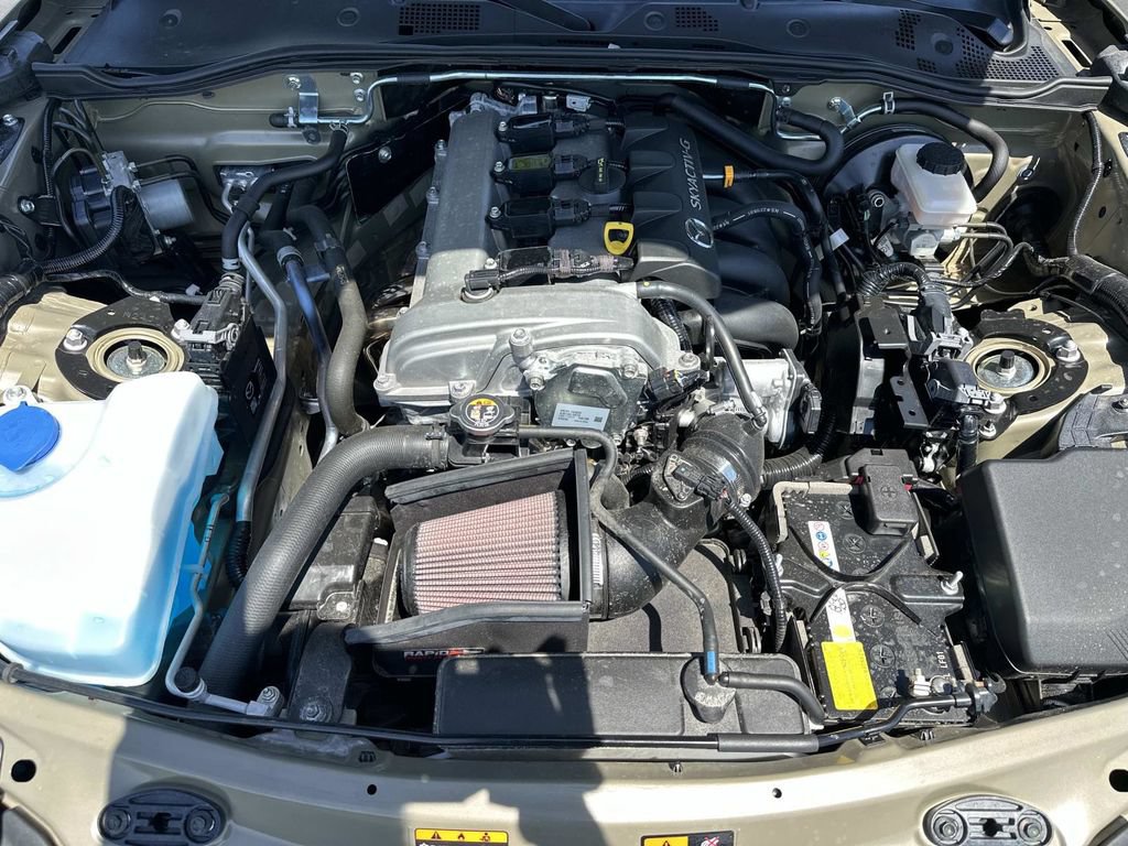 Used 2023 MAZDA MX-5 Miata Grand Touring w/ Weather Package RWD image 11