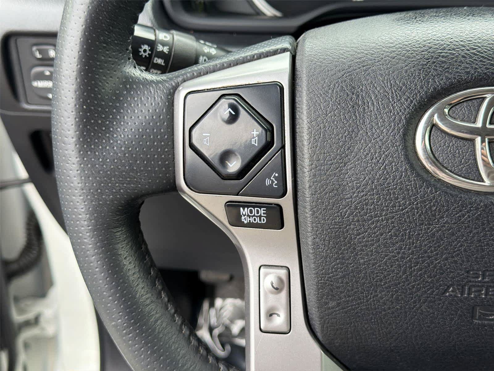 Used 2022 Toyota 4Runner TRD Sport w/ Technology Package AWD/4WD image 37