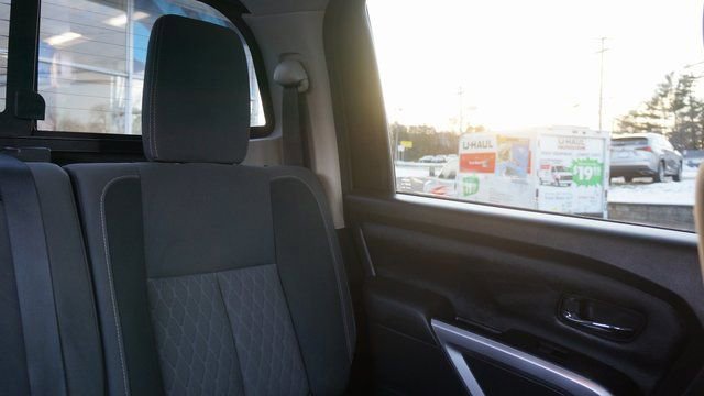 Used 2024 Nissan Titan SV w/ SV Convenience Package image 53