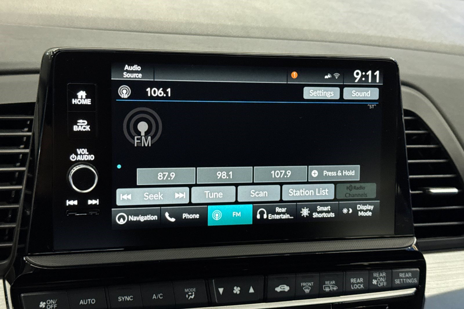 New 2026 Honda Odyssey Touring image 24