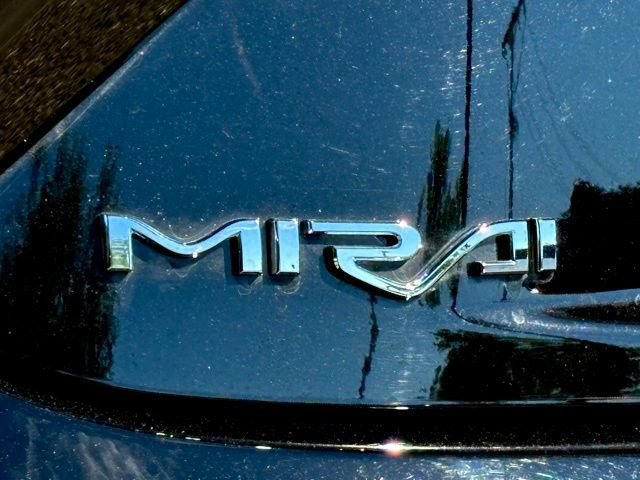 Used 2024 Toyota Mirai w/ Advanced Technology Package image 4