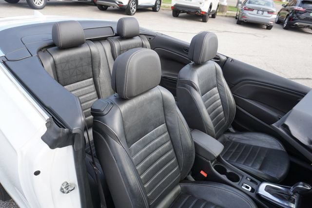 Certified 2018 Buick Cascada Premium FWD image 25