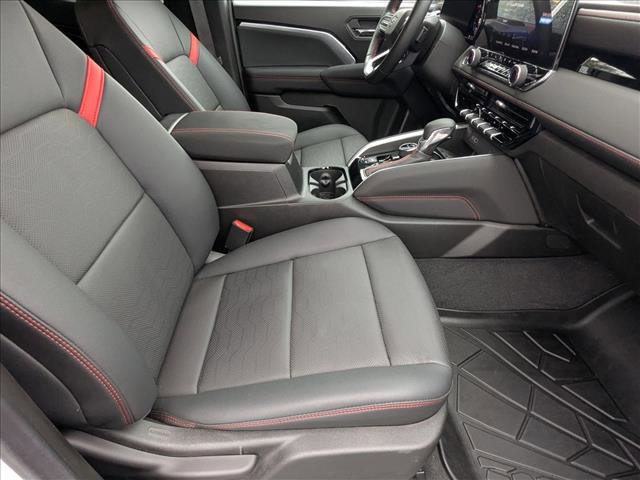Used 2024 Chevrolet Colorado Z71 w/ Z71 Convenience Package 2 image 20