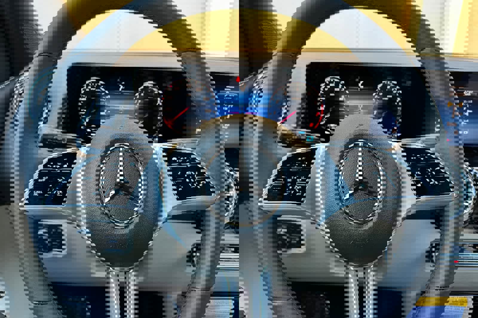 New 2025 Mercedes-Benz GLB 250 image 22