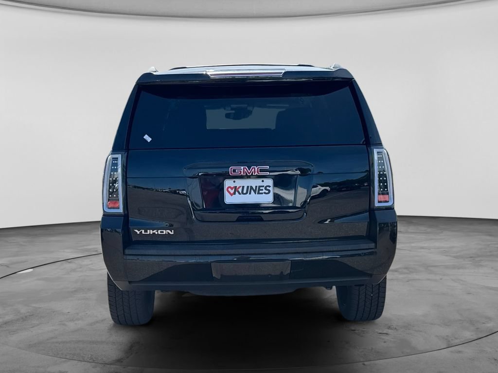 Used 2017 GMC Yukon SLT AWD/4WD image 9