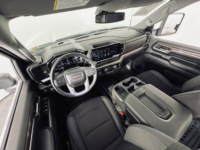 Used 2024 GMC Sierra 3500 SLE image 10