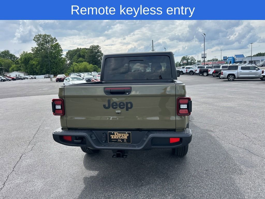 New 2026 Jeep Gladiator Sport AWD/4WD image 5
