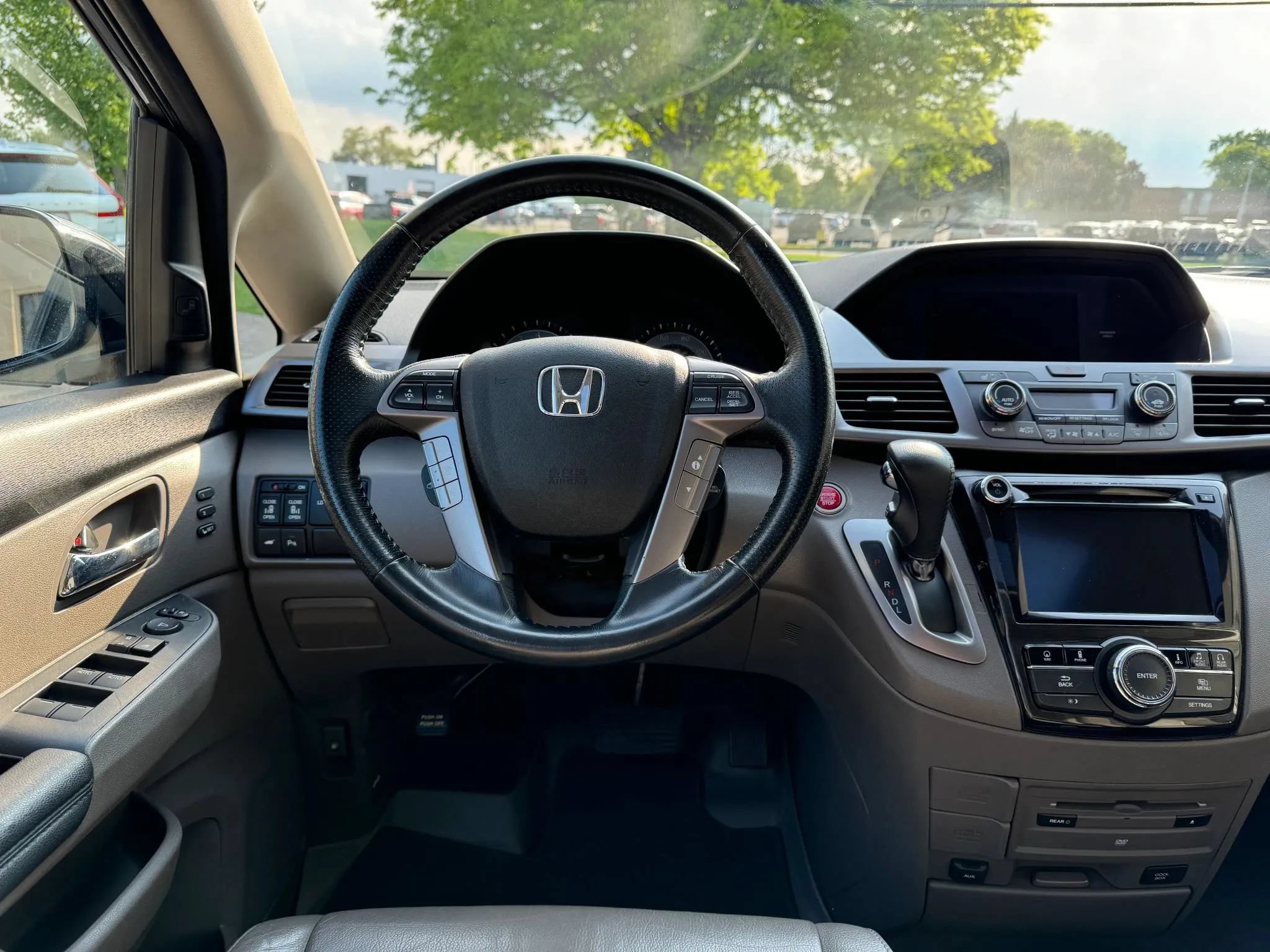 Used 2014 Honda Odyssey Touring image 15