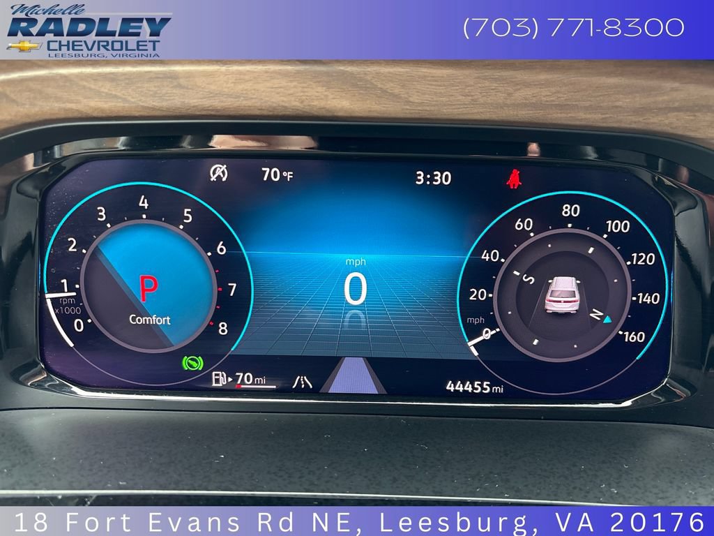Used 2025 Volkswagen Atlas SE AWD/4WD image 17