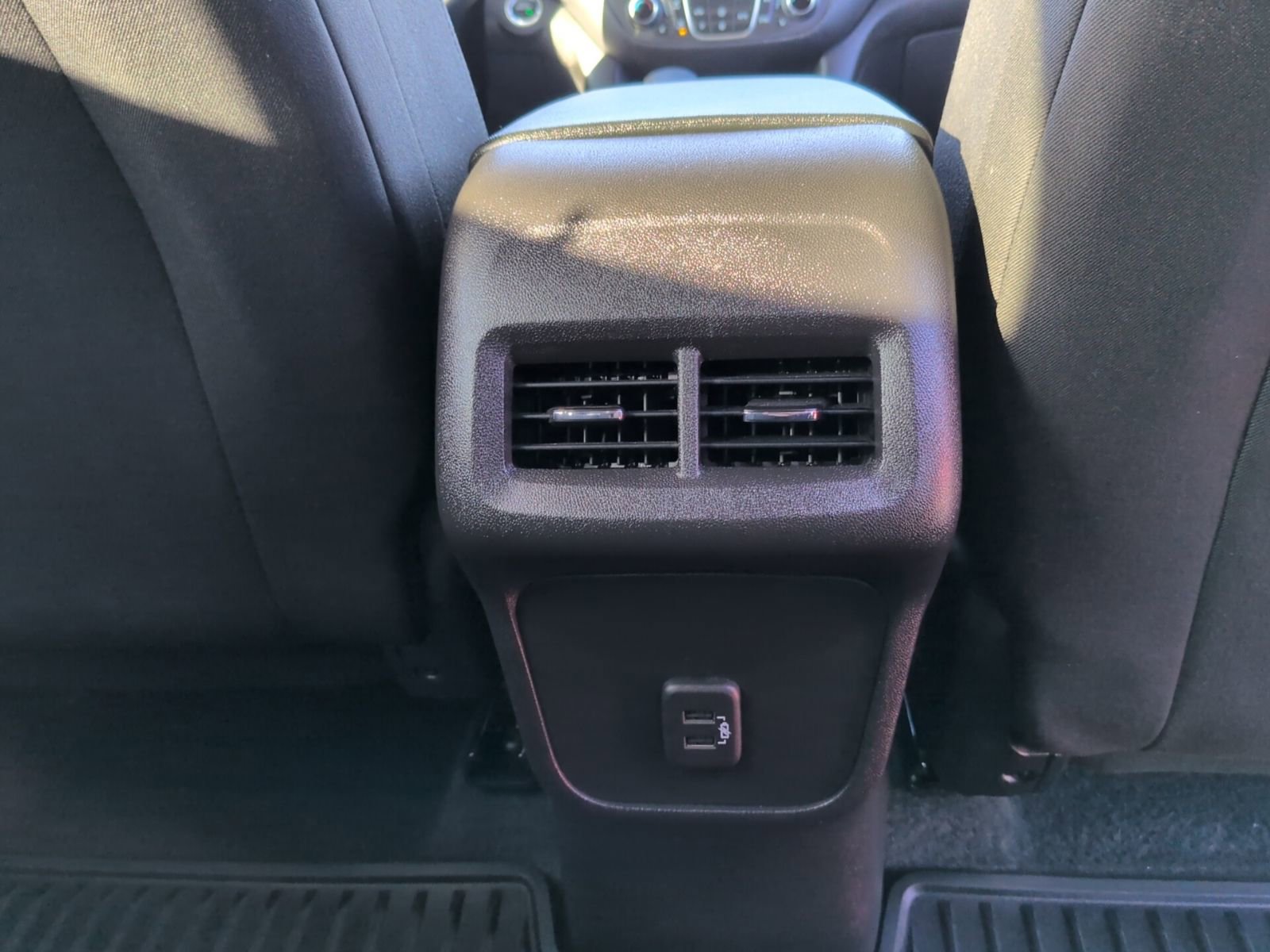 Used 2024 Chevrolet Equinox LT image 17