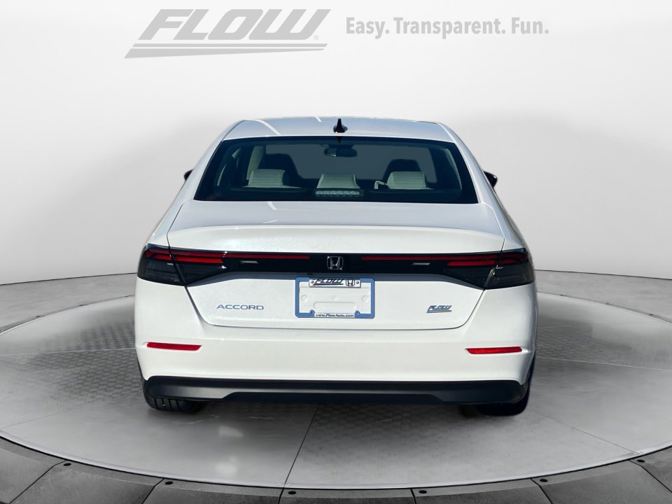 Certified 2025 Honda Accord SE image 6