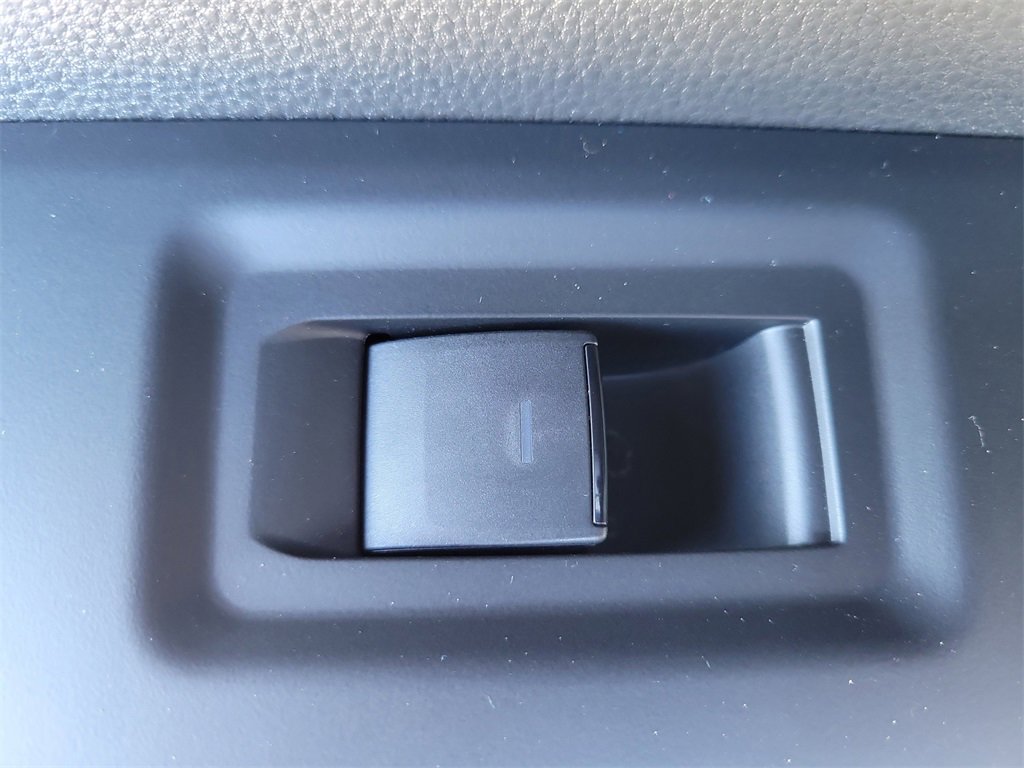 Used 2025 Toyota Tundra SR5 image 14