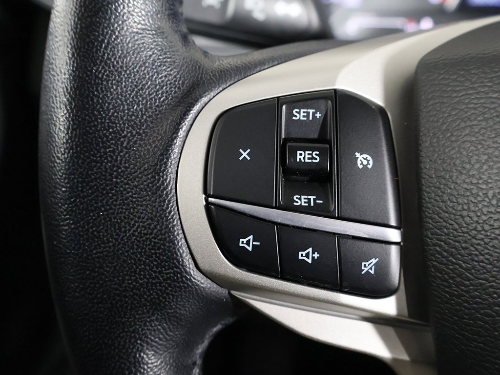 Used 2022 Ford Explorer XLT image 35