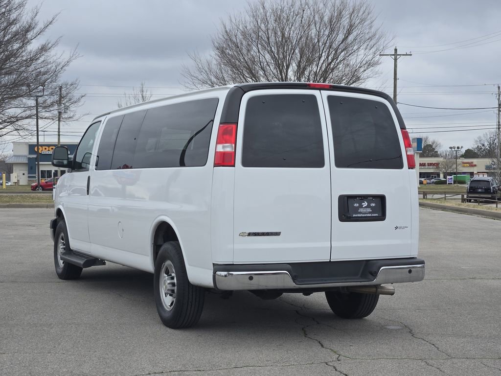 Used 2023 Chevrolet Express 3500 LT w/ LT Preferred Equipment Group image 3