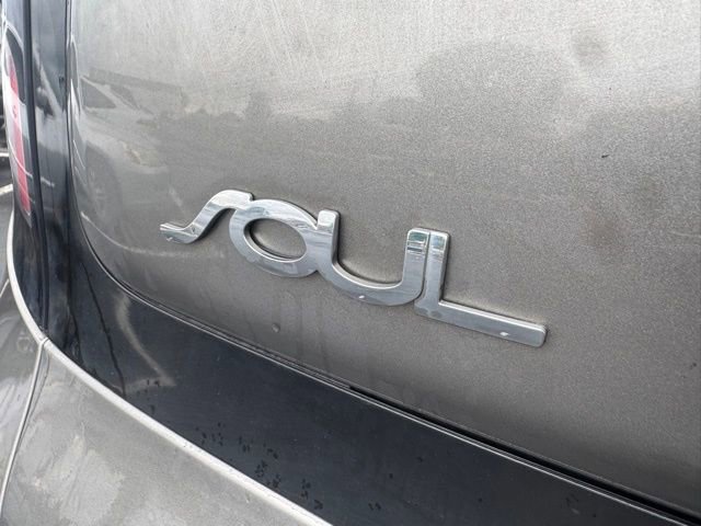 Used 2014 Kia Soul + w/ Audio Package FWD image 20