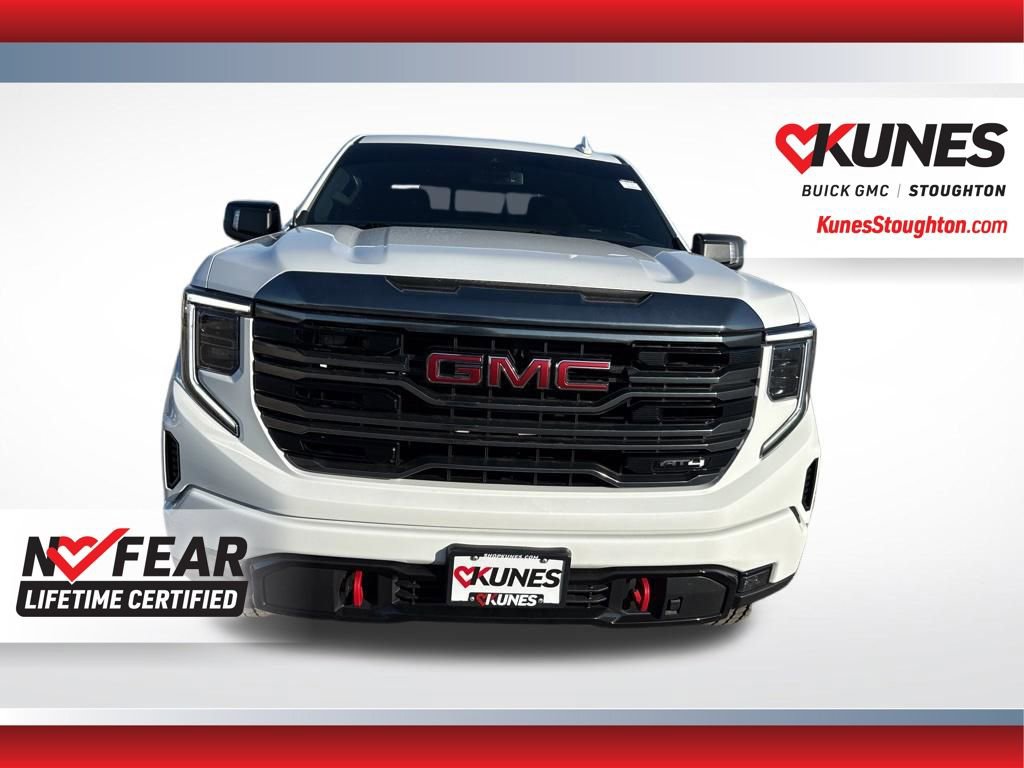 Used 2022 GMC Sierra 1500 AT4 w/ AT4 Preferred Package AWD/4WD image 5