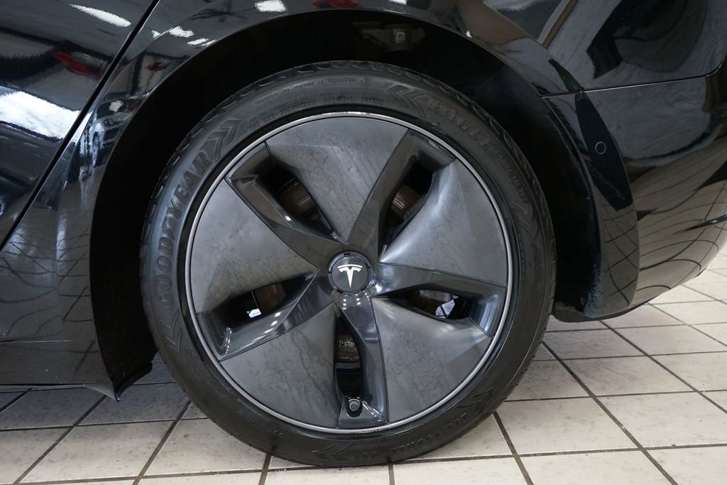 Used 2018 Tesla Model 3 Long Range image 46