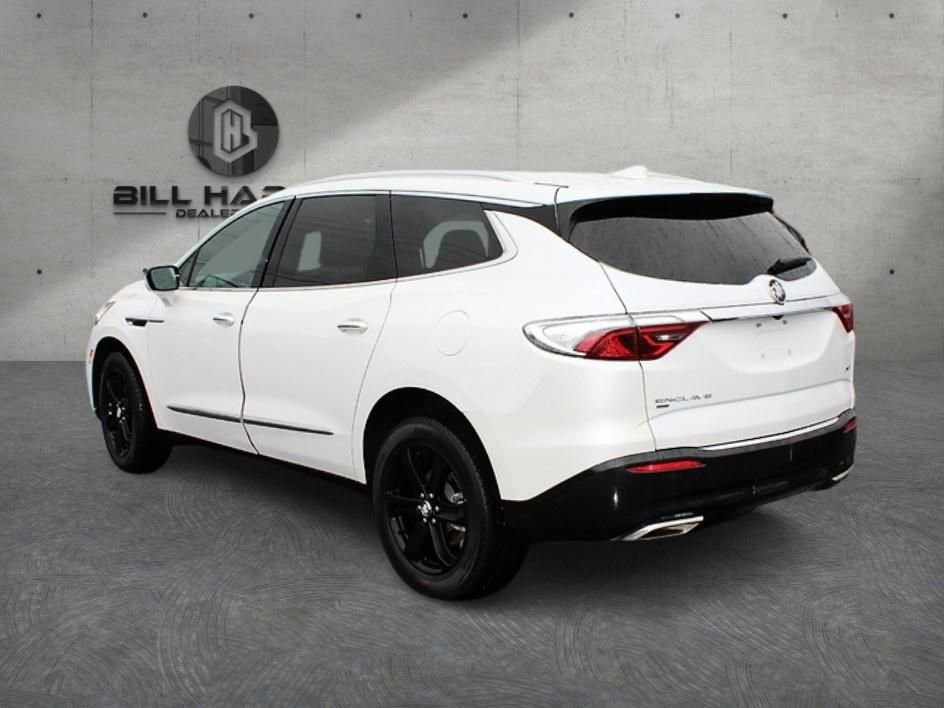 Used 2023 Buick Enclave Essence w/ Sport Touring Edition image 5
