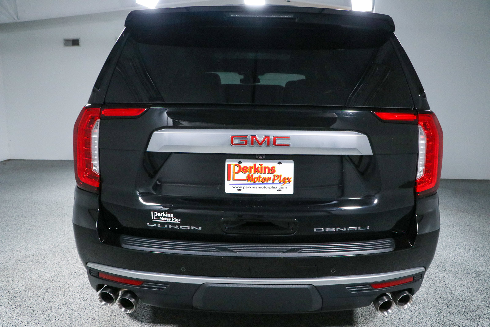 Used 2023 GMC Yukon Denali AWD/4WD image 8