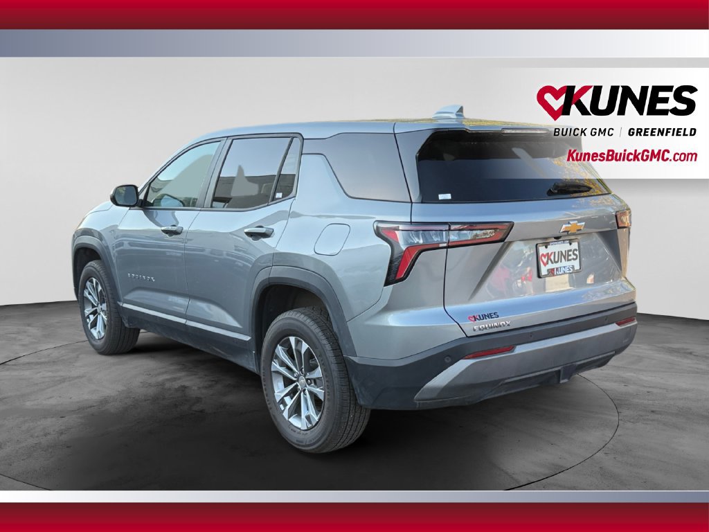 Used 2025 Chevrolet Equinox LT FWD image 7
