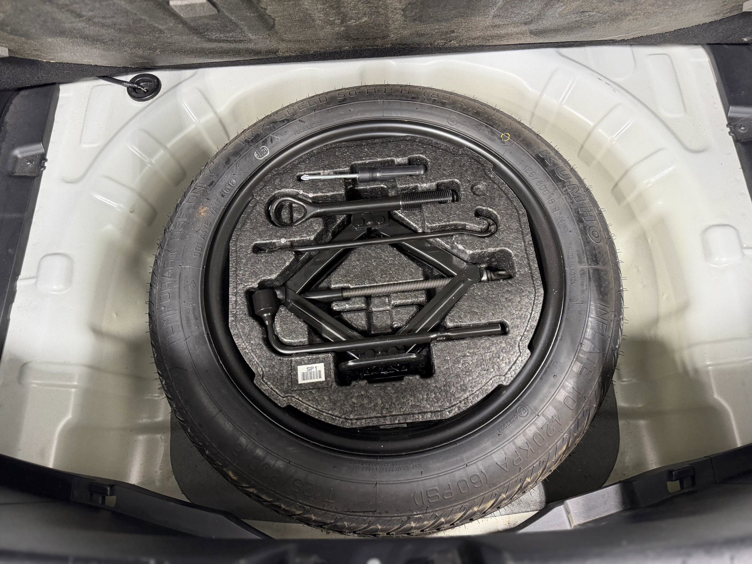 Used 2019 Hyundai Veloster 2.0 Premium image 31