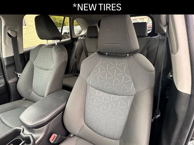 Used 2022 Toyota RAV4 XLE w/ Carpet Mat Package (TMS) image 2