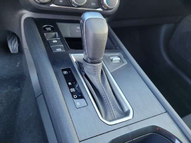 New 2027 Nissan Kicks S FWD image 31