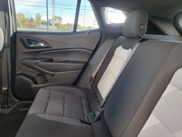 New 2026 Chevrolet Trax RS w/ Sunroof Package image 15