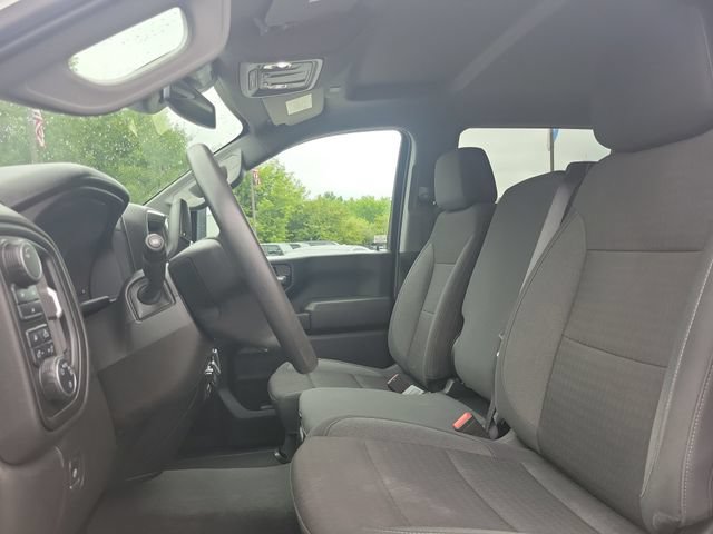 Used 2025 Chevrolet Silverado 2500 Custom w/ Custom Value Package AWD/4WD image 5