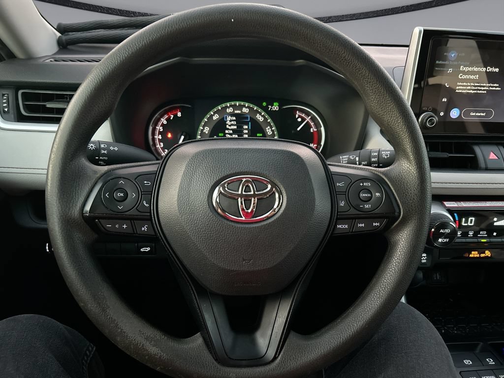 Certified 2025 Toyota RAV4 XLE w/ Convenience Package FWD image 15