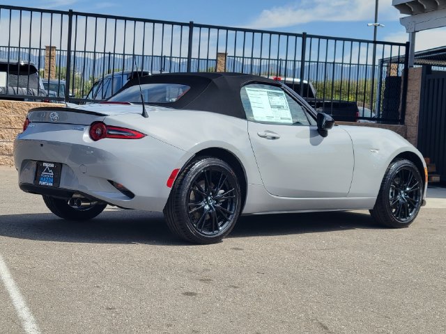 New 2026 MAZDA MX-5 Miata Club w/ Interior Package RWD image 4