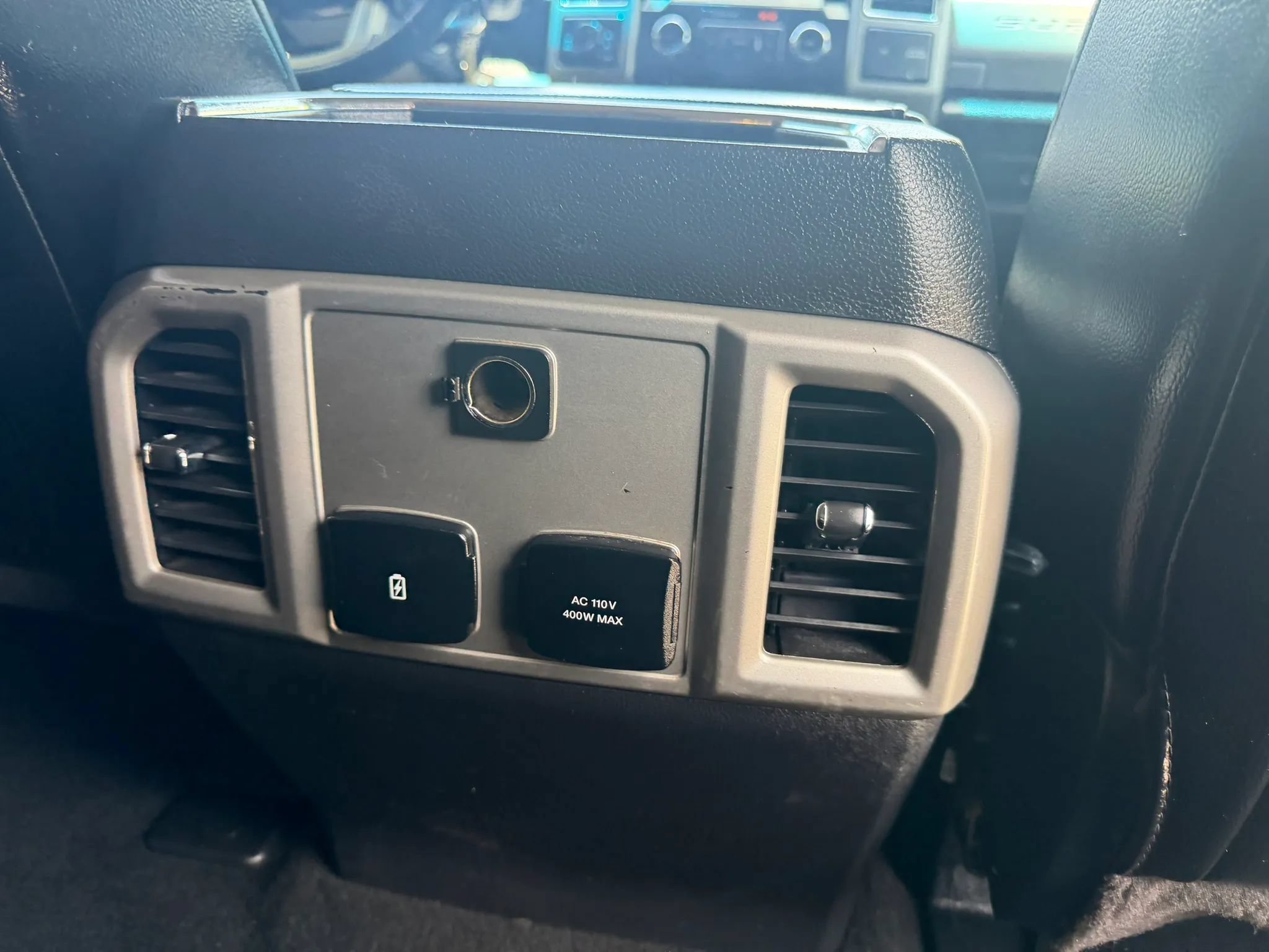 Used 2018 Ford F250 Lariat w/ Lariat Value Package AWD/4WD image 12