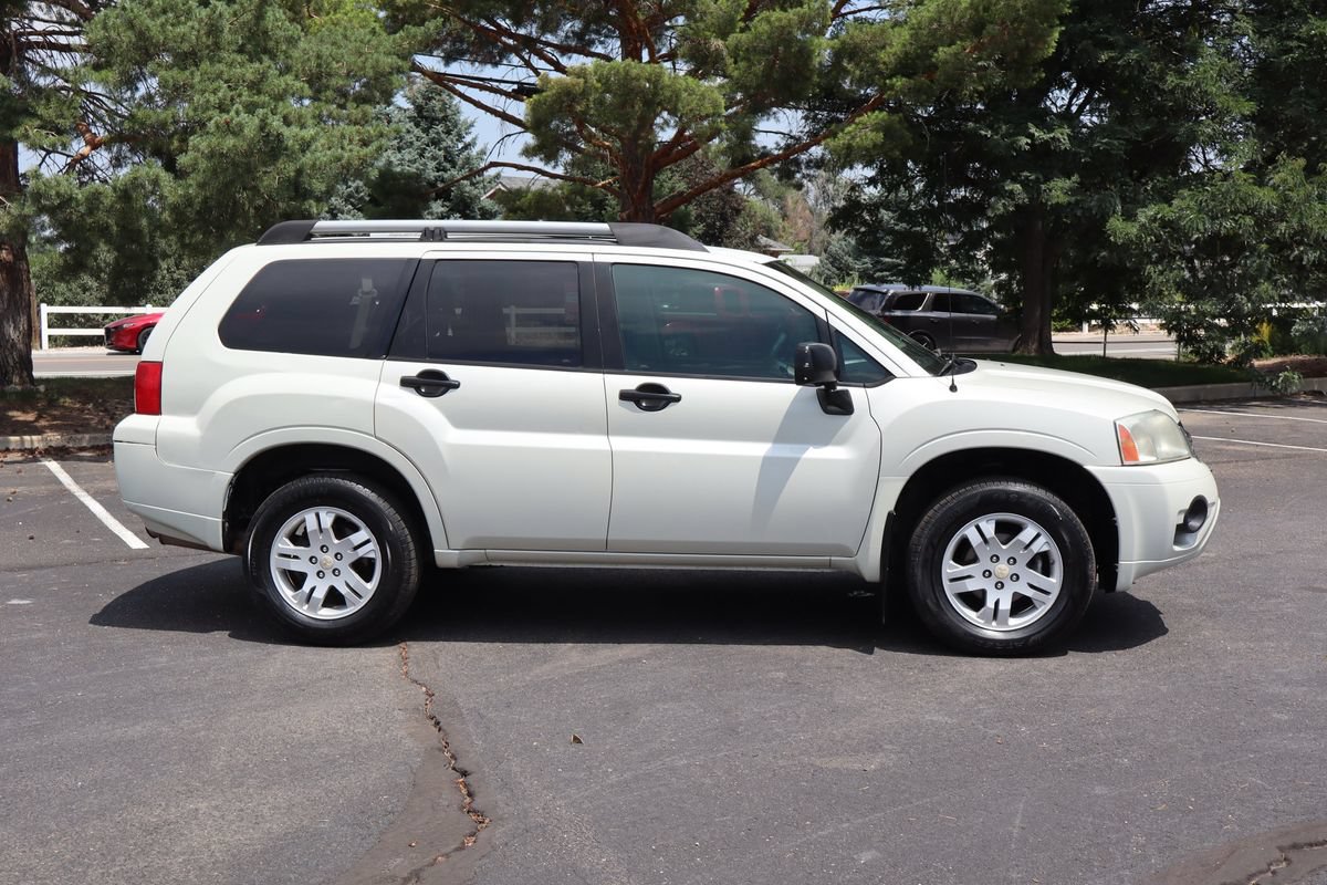 Used 2008 Mitsubishi Endeavor LS AWD/4WD image 3