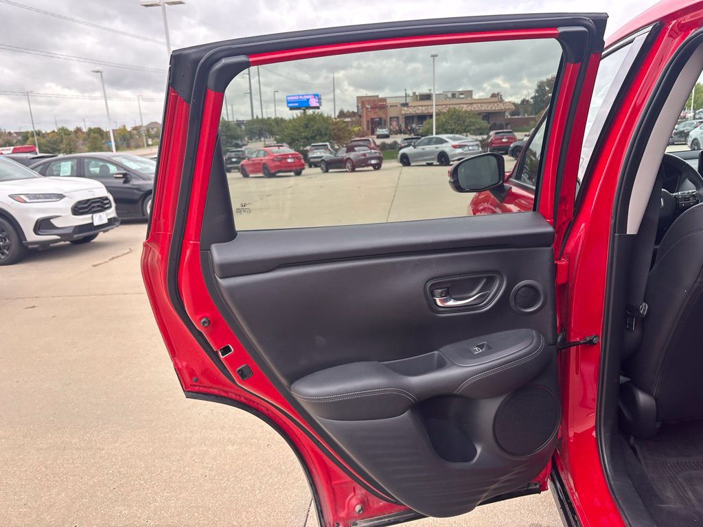 Certified 2024 Honda HR-V EX-L image 35