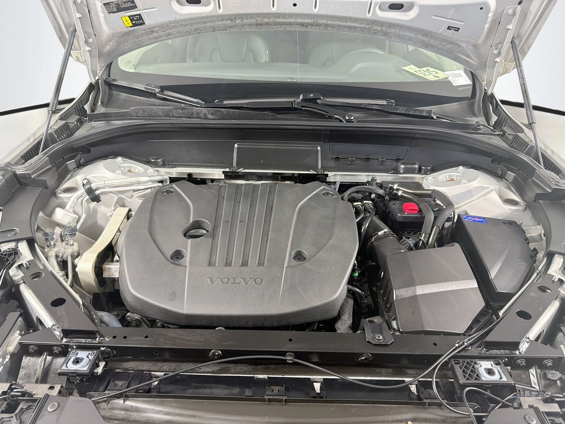 Certified 2023 Volvo XC60 B5 Plus w/ Protection Package Premier FWD image 31