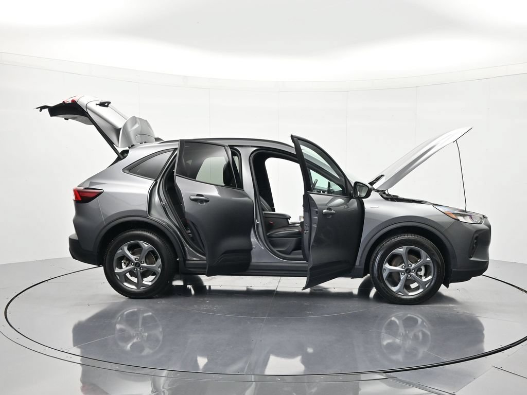 Used 2025 Ford Escape ST-Line Select AWD/4WD image 47