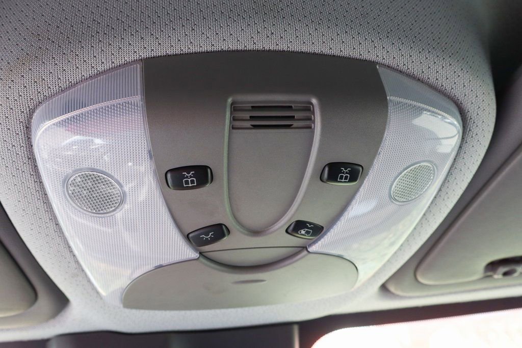 Used 2018 Mercedes-Benz Sprinter 2500 image 30