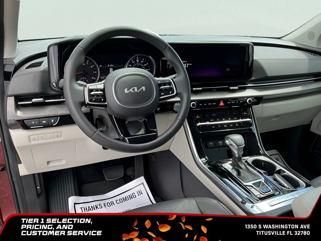 Used 2024 Kia Carnival EX FWD image 25