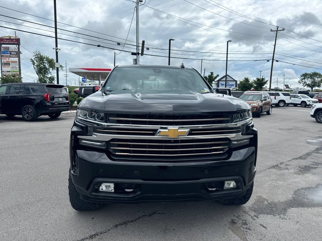 Used 2020 Chevrolet Silverado 1500 High Country w/ Technology Package AWD/4WD image 2
